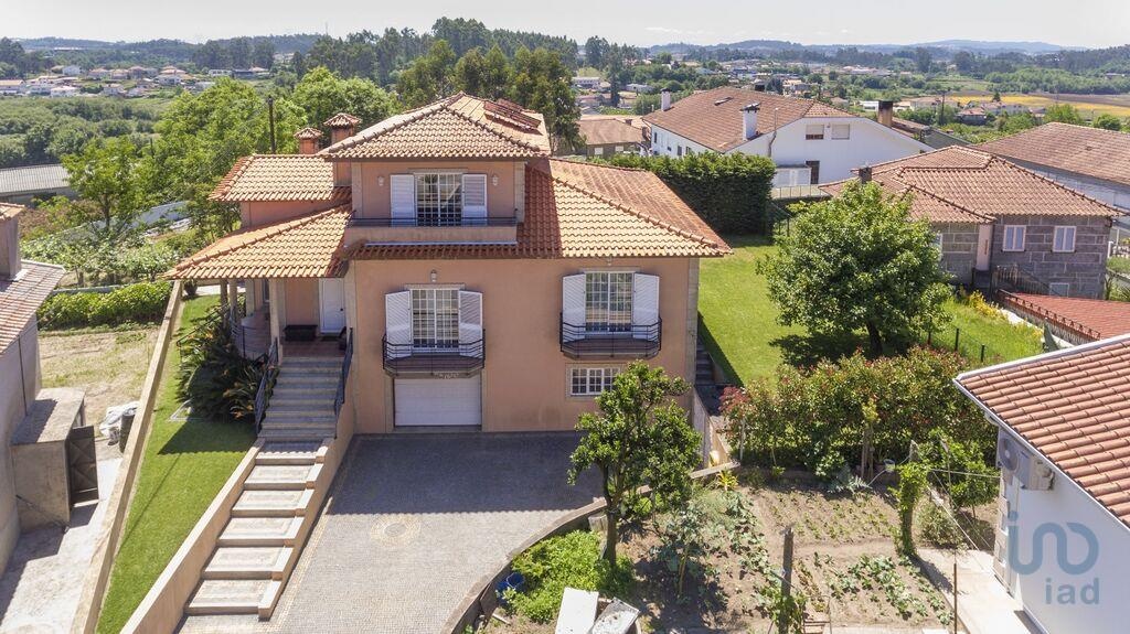 House in Pacos de Ferreira - view 1