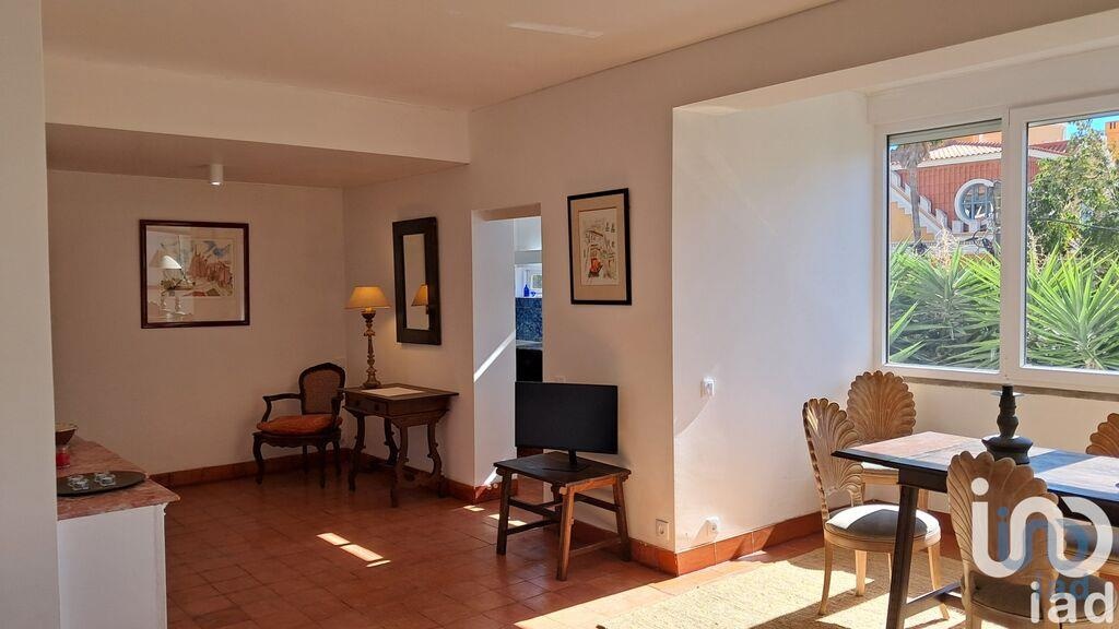 Apartment in Cascais - view 1