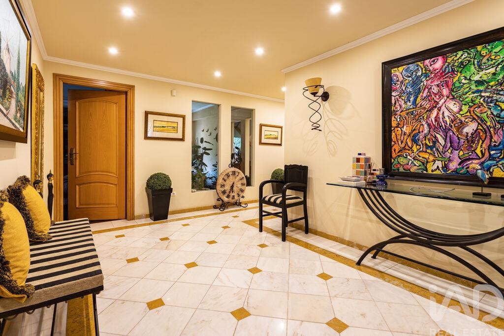 House in Palmela - view 1