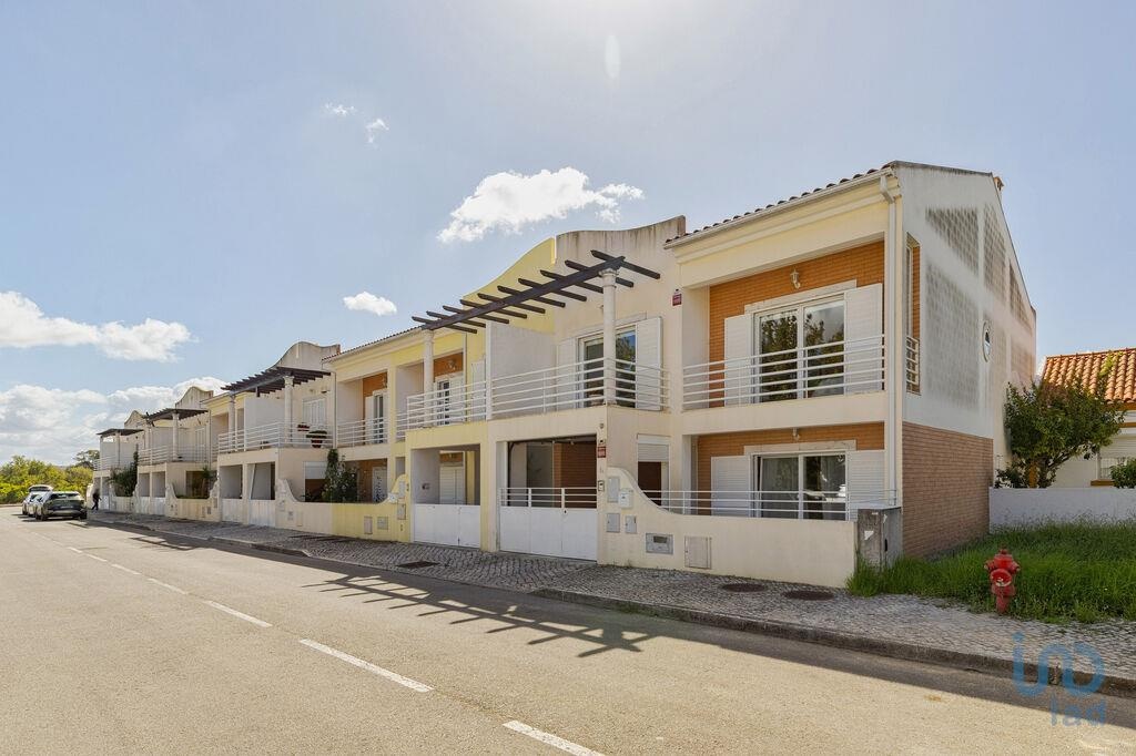 House in Palmela - view 1