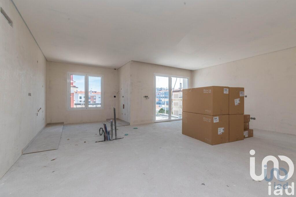 Apartment in Marinha Grande - view 1