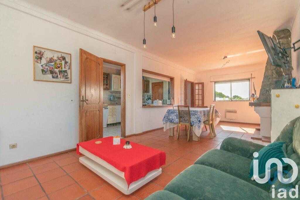 House in Marinha Grande - view 1