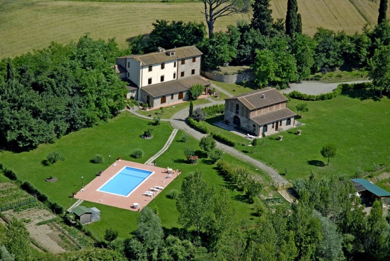 House in Terricciola - view 1