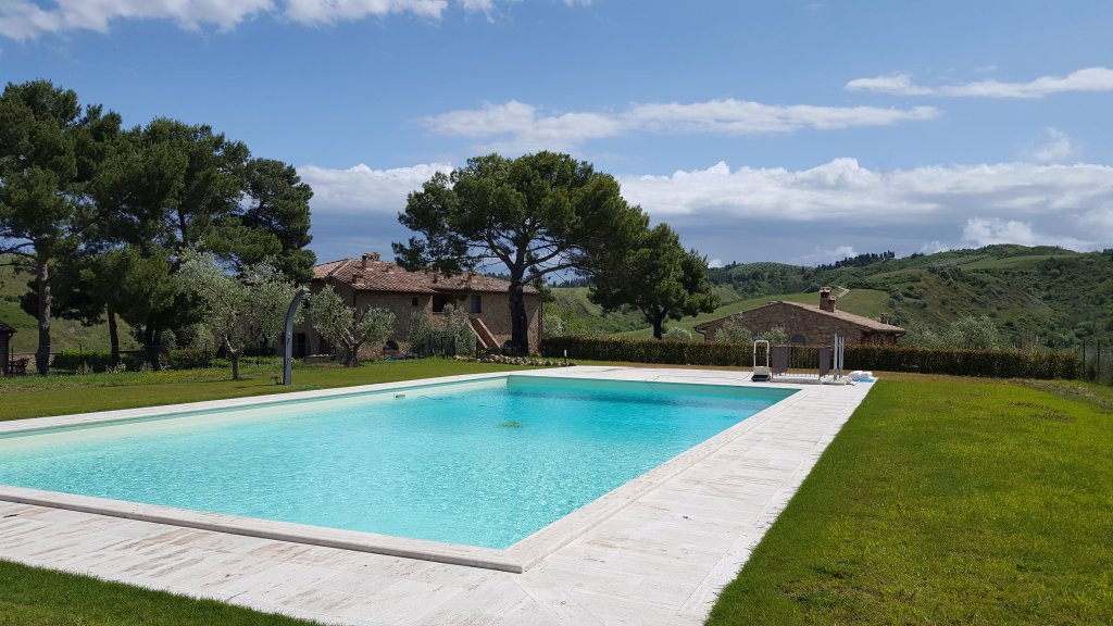 House in Volterra - view 1