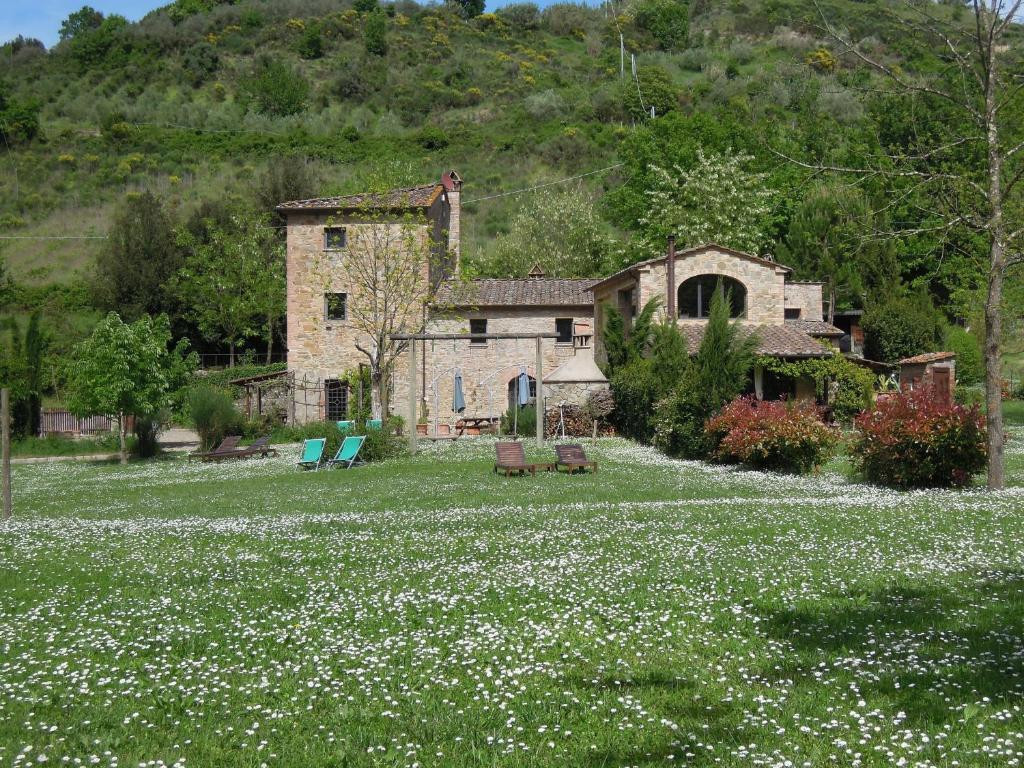 House in Montaione - view 1
