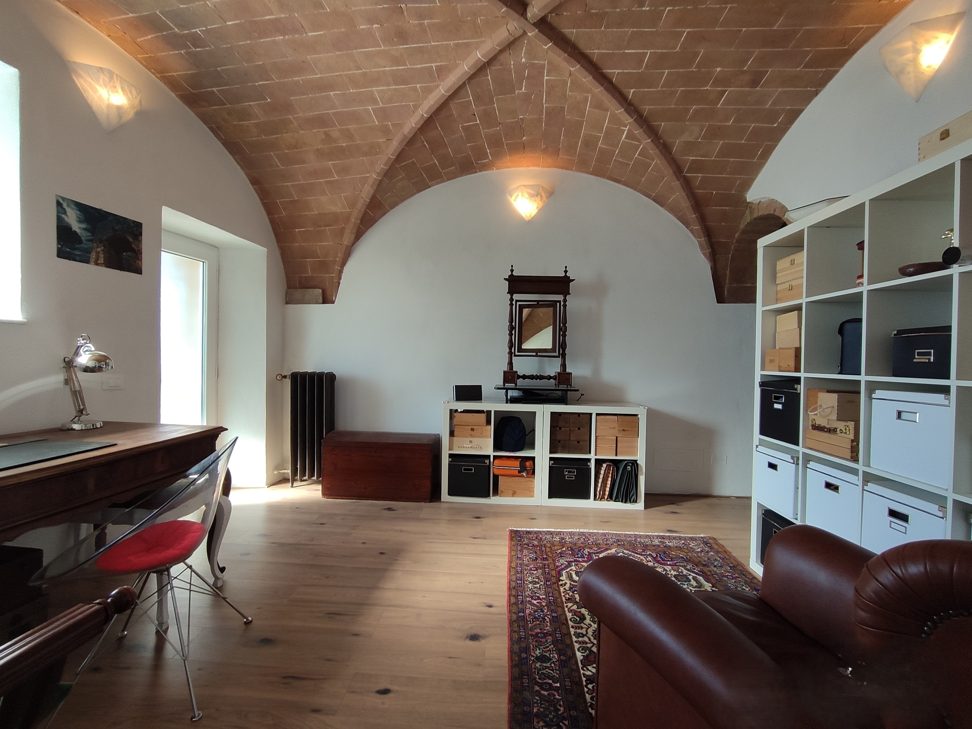 House in Volterra - view 1