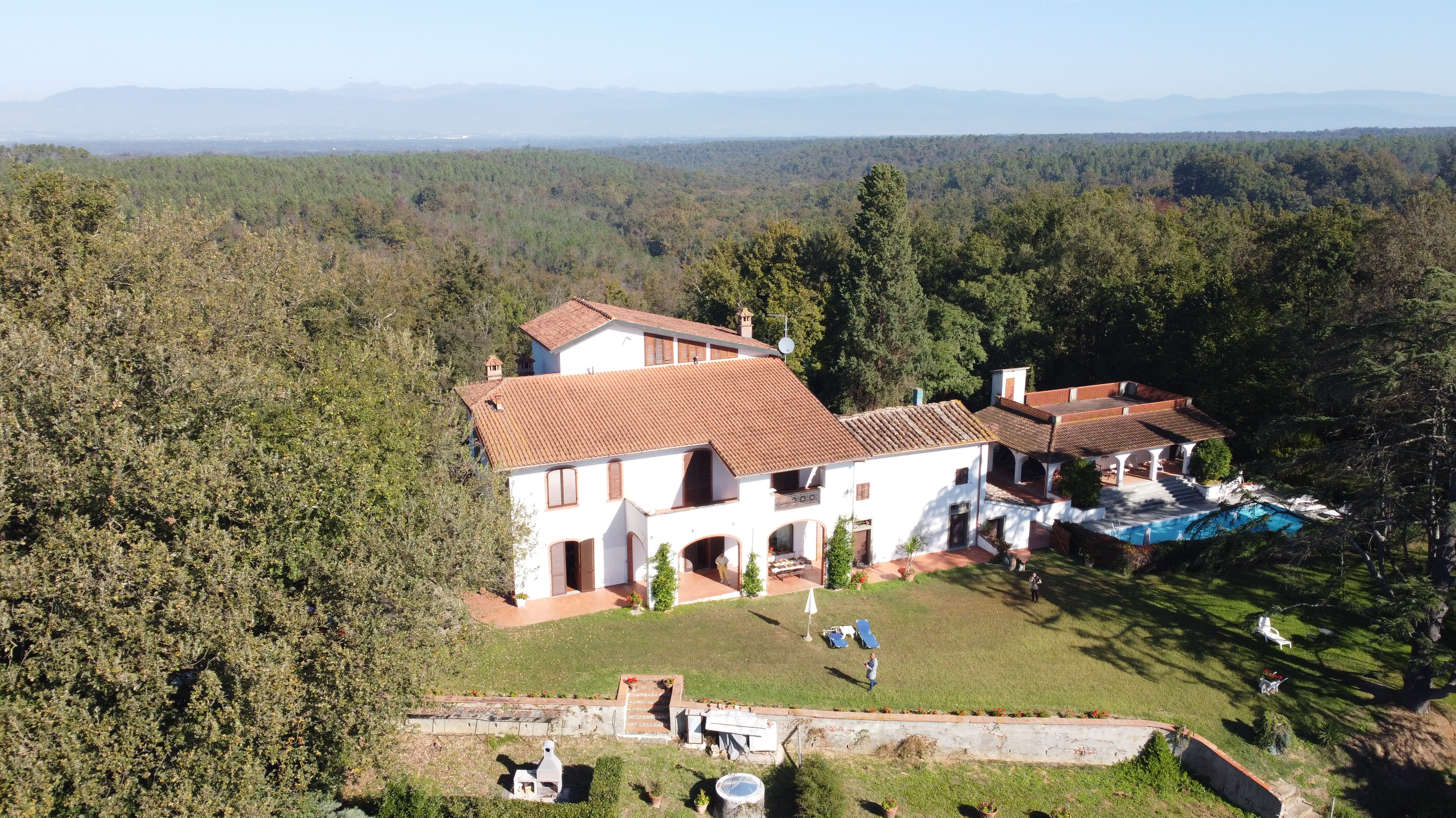 House in Santa Maria a Monte - view 1