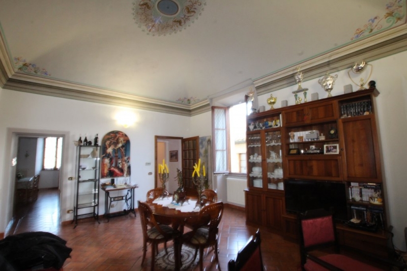House in Volterra - view 1