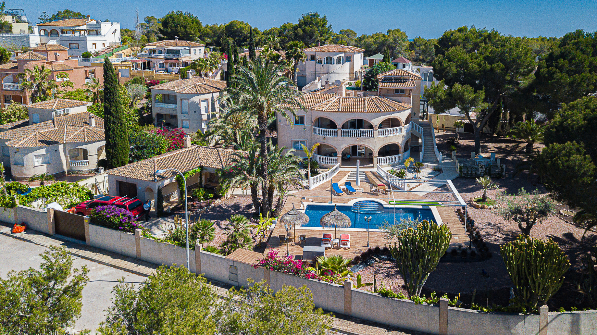 Villa in San Miguel de Salinas - view 1
