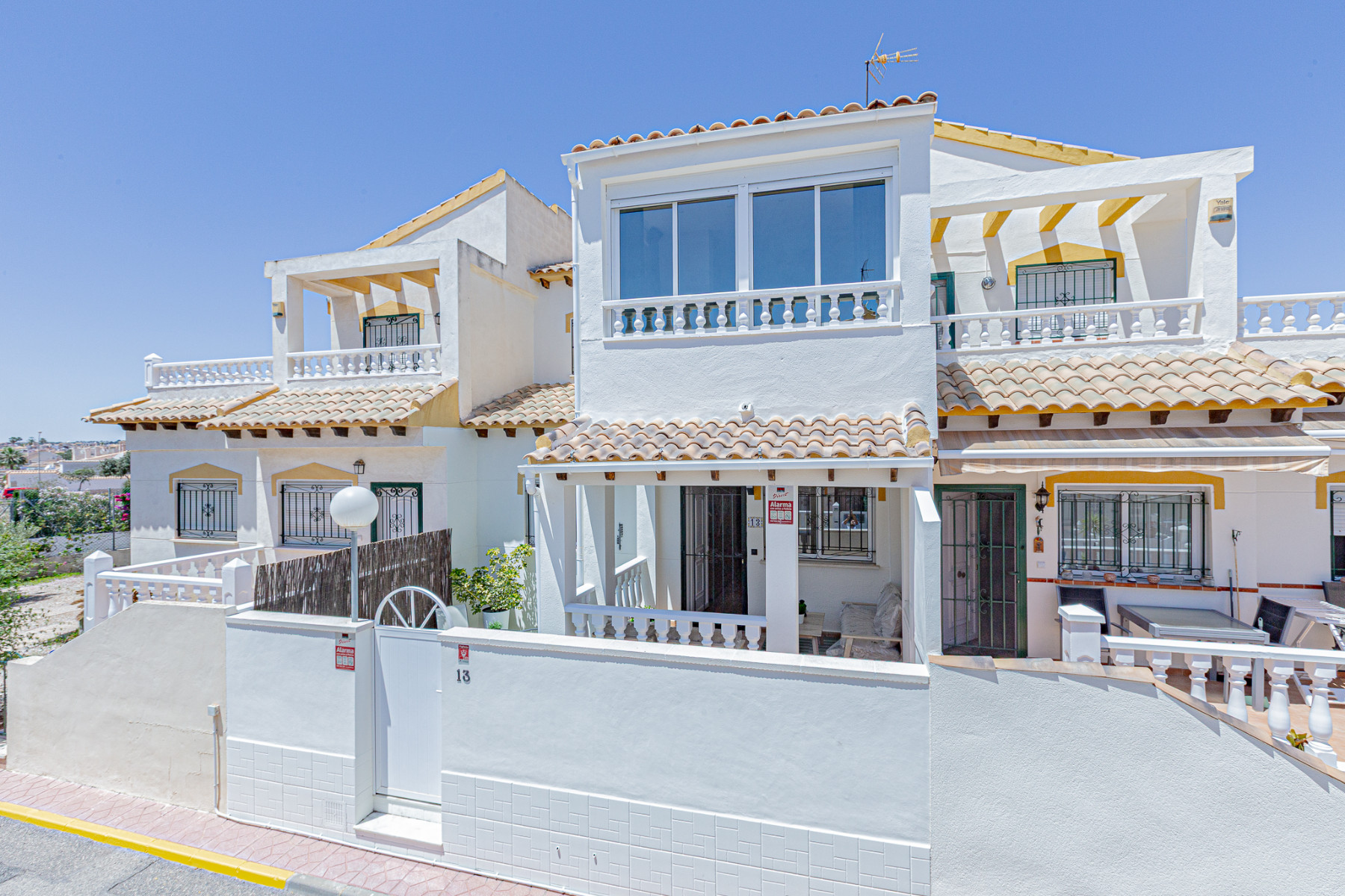 House in Urbanizacion los Balcones - view 1