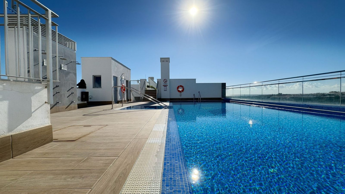House in Marbella Del Este - view 1