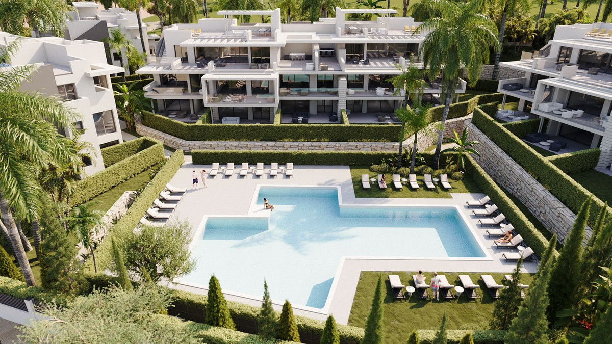 House in Estepona - view 1