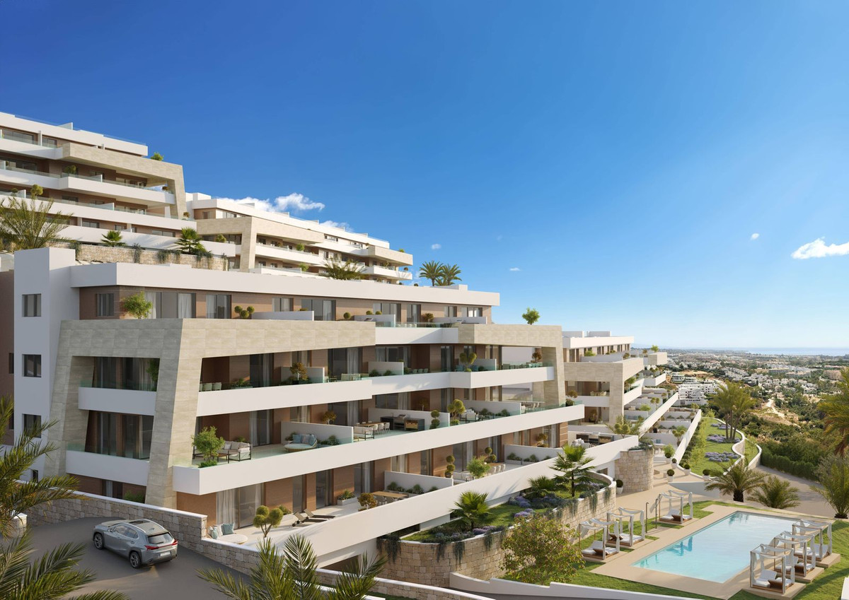 House in Estepona - view 1