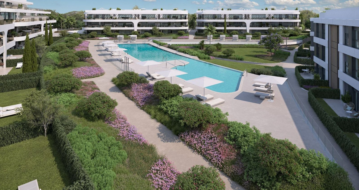 House in Estepona - view 1
