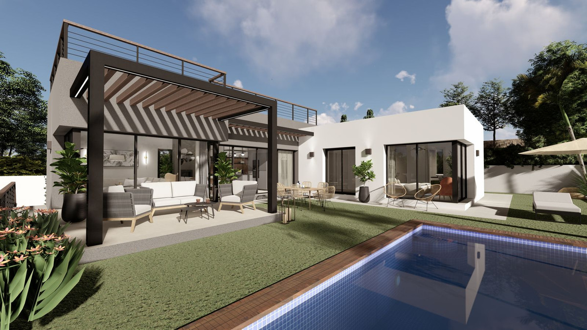 House in Estepona - view 1