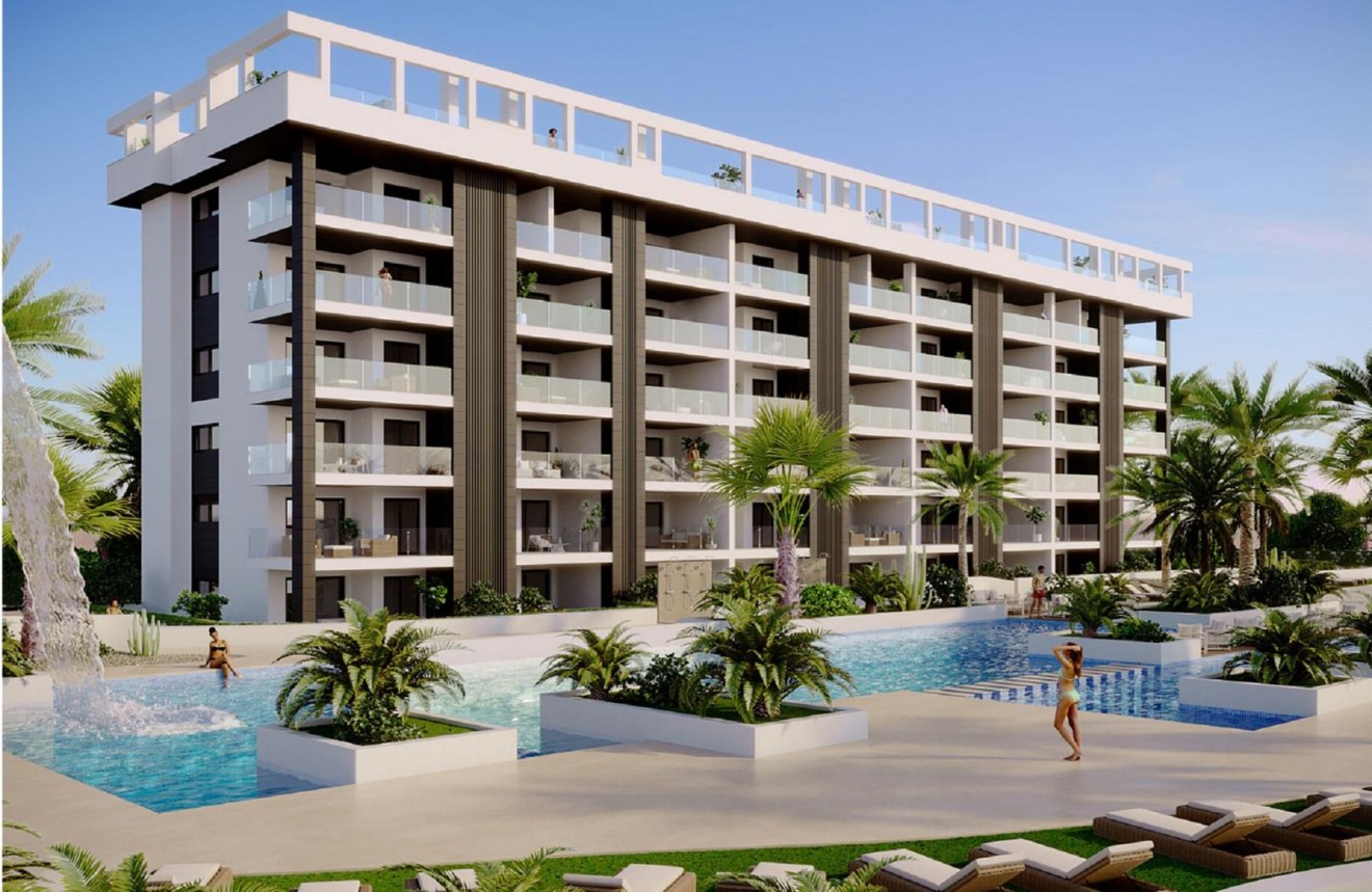 Apartment in Alicante - view 1