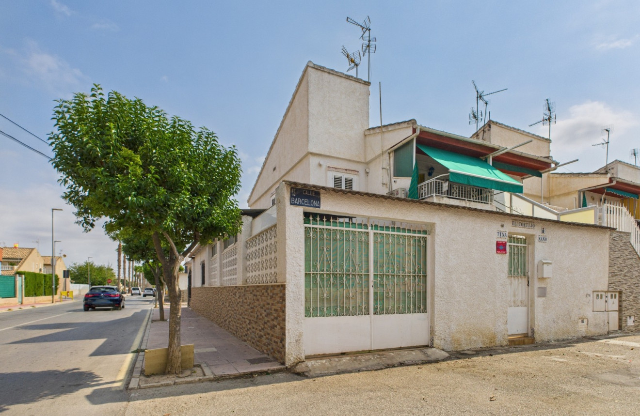 House in Santa Cruz - view 1