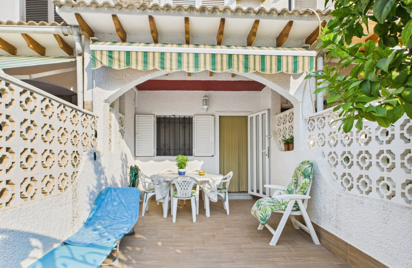 House in Santa Cruz - view 1