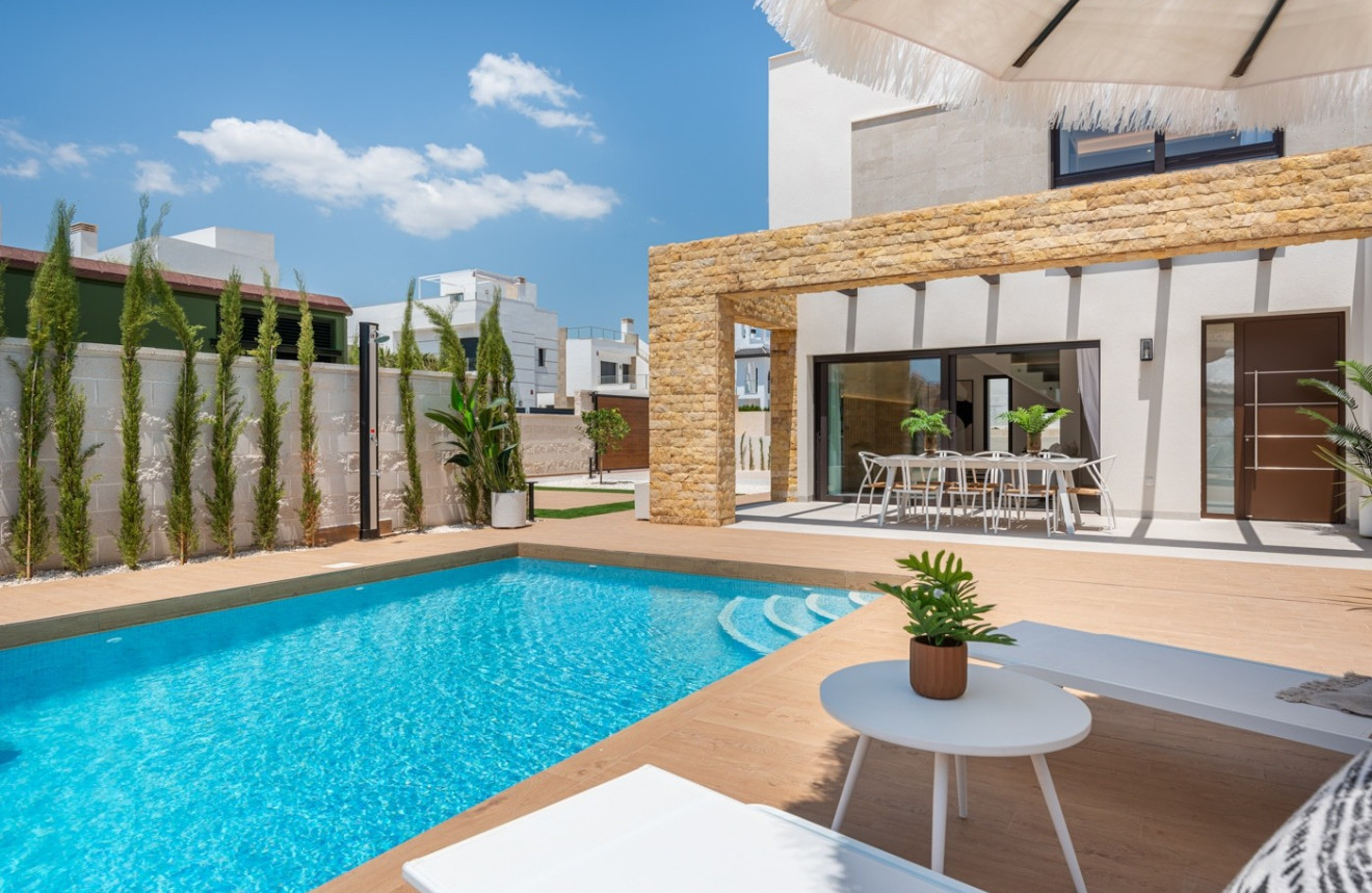 Villa in Ciudad Quesada - view 1