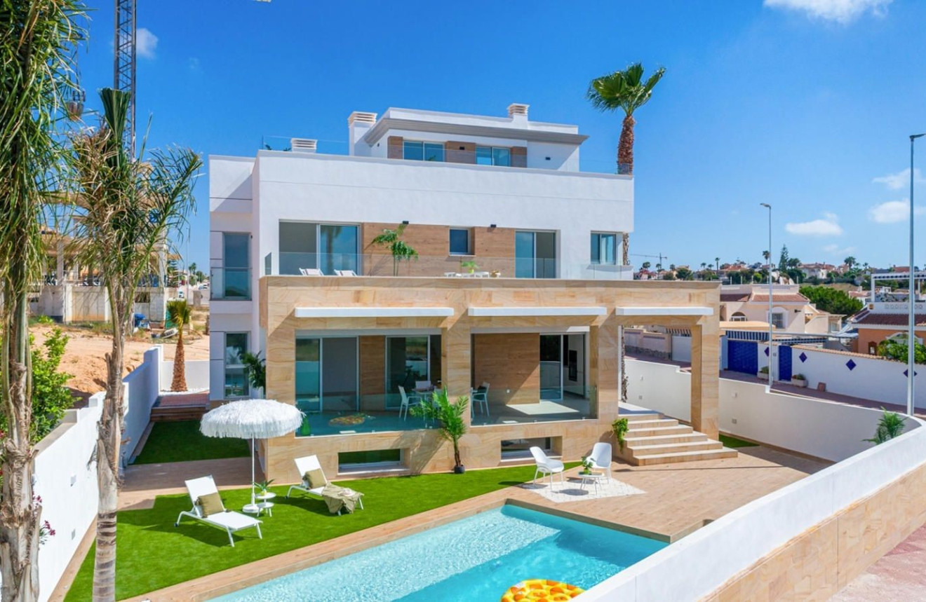 Villa in Ciudad Quesada - view 1