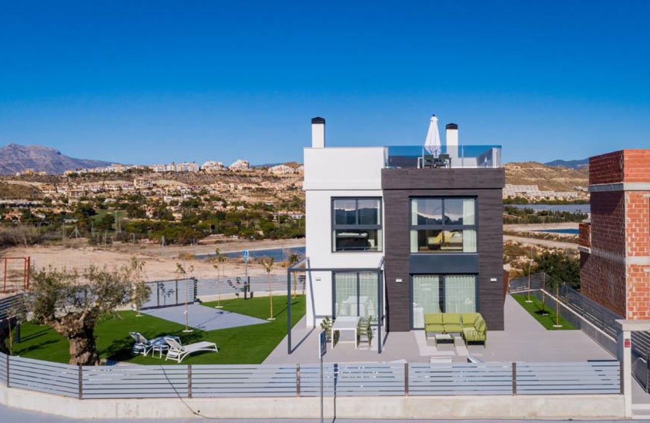 Villa in Mutxamel - view 1