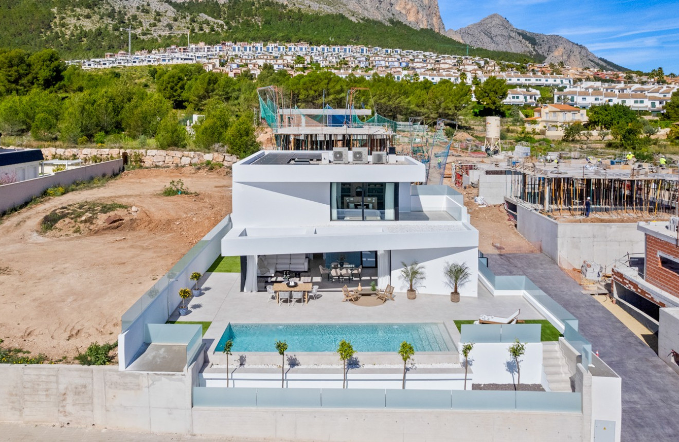 Villa in Polop - view 1