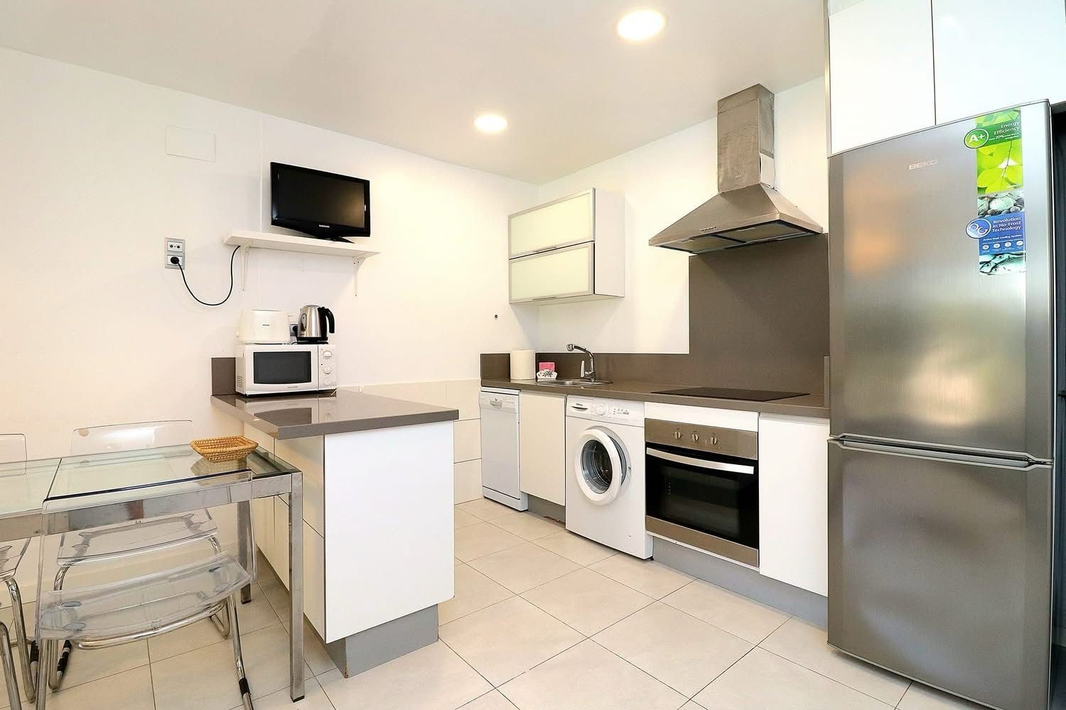 Apartment in Alicante - view 1