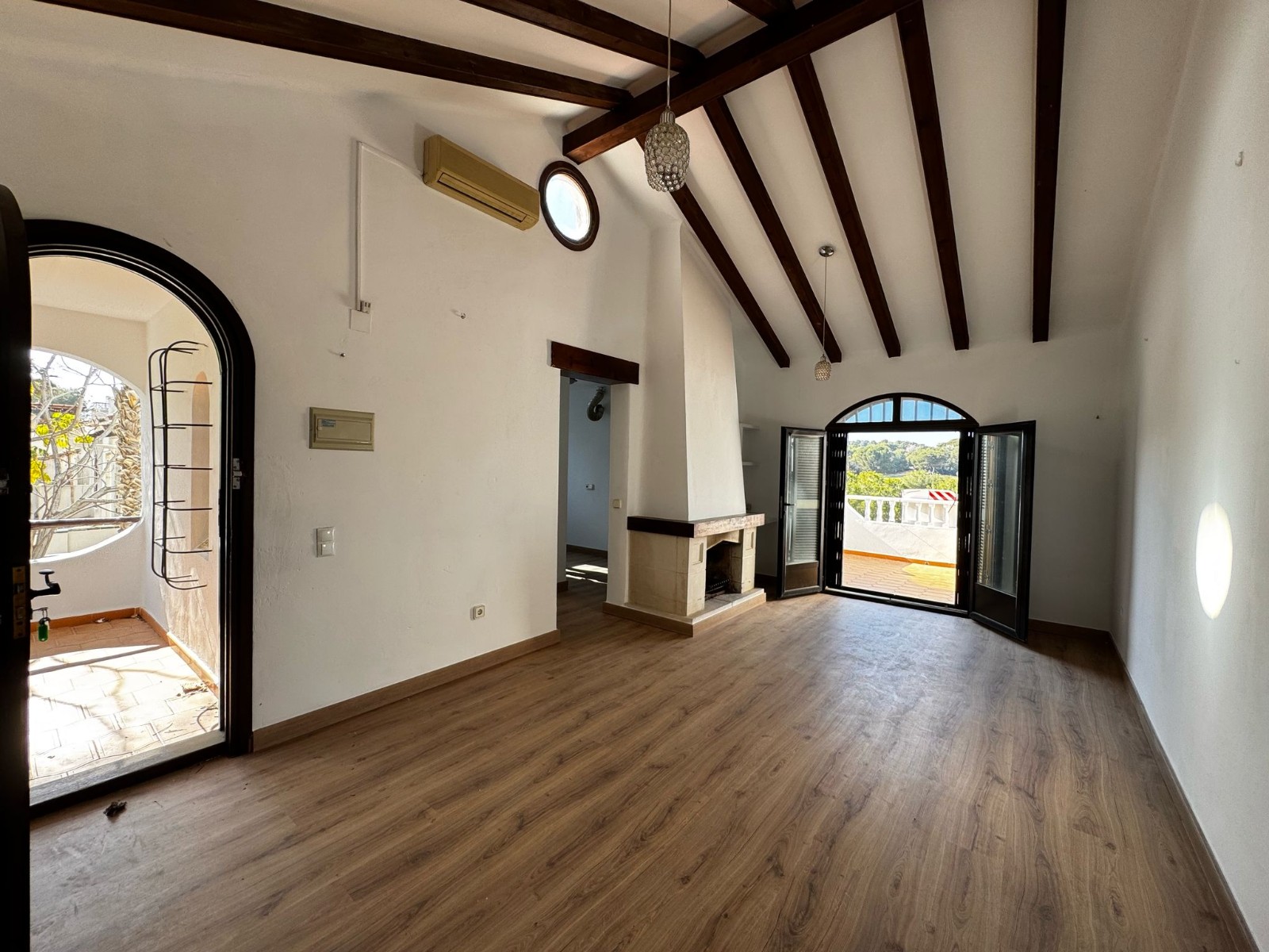 Villa in La Zenia - view 1