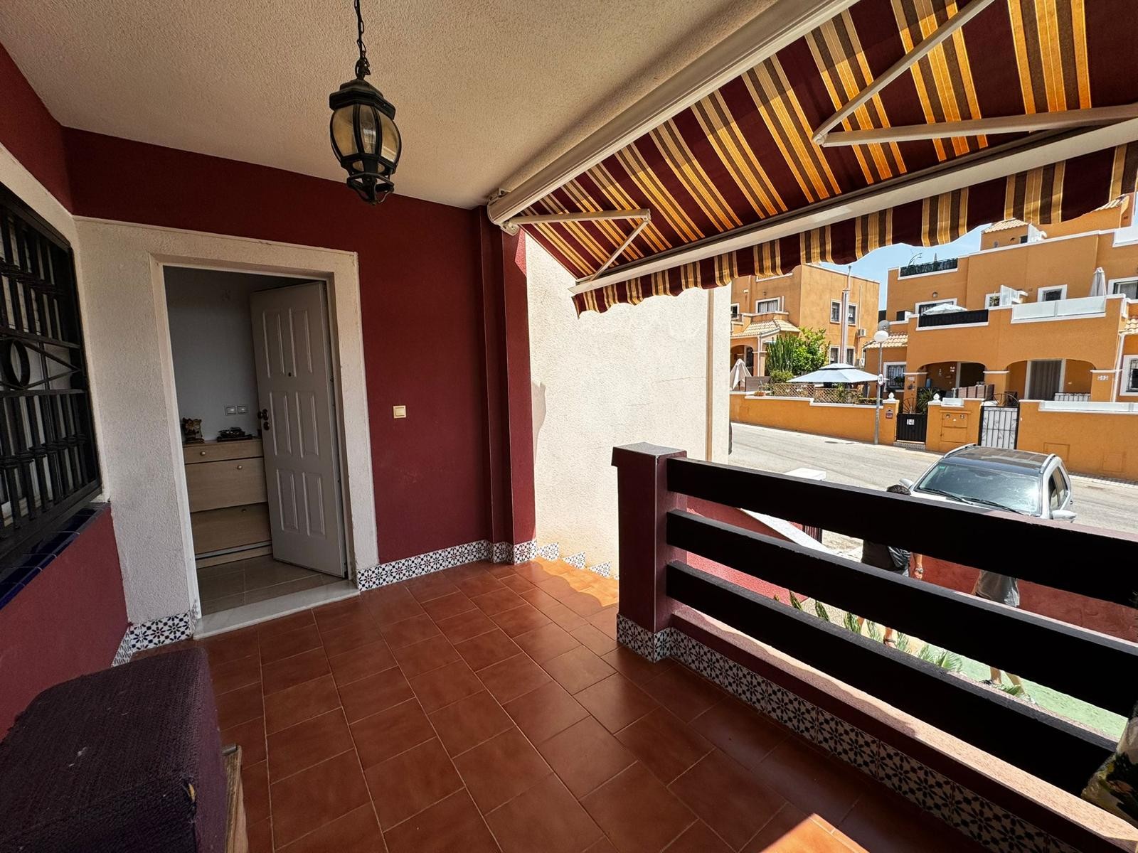 House in Alicante - view 1