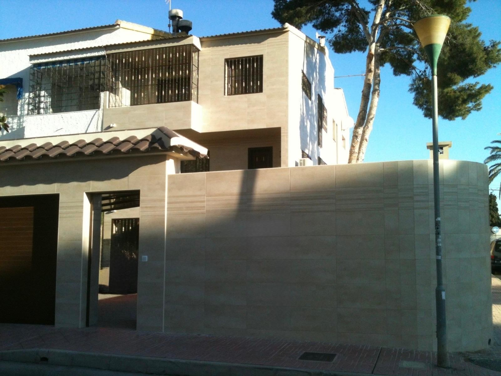 House in Alicante - view 1