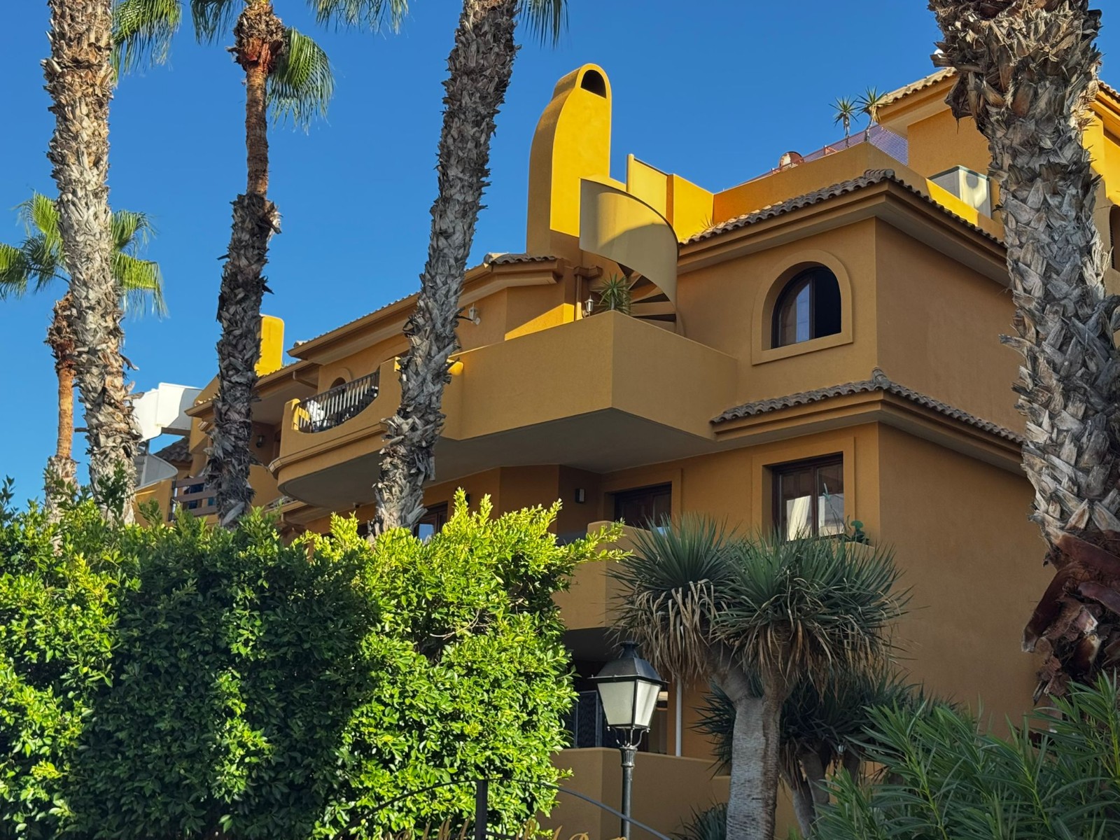 Apartment in Alicante - view 1