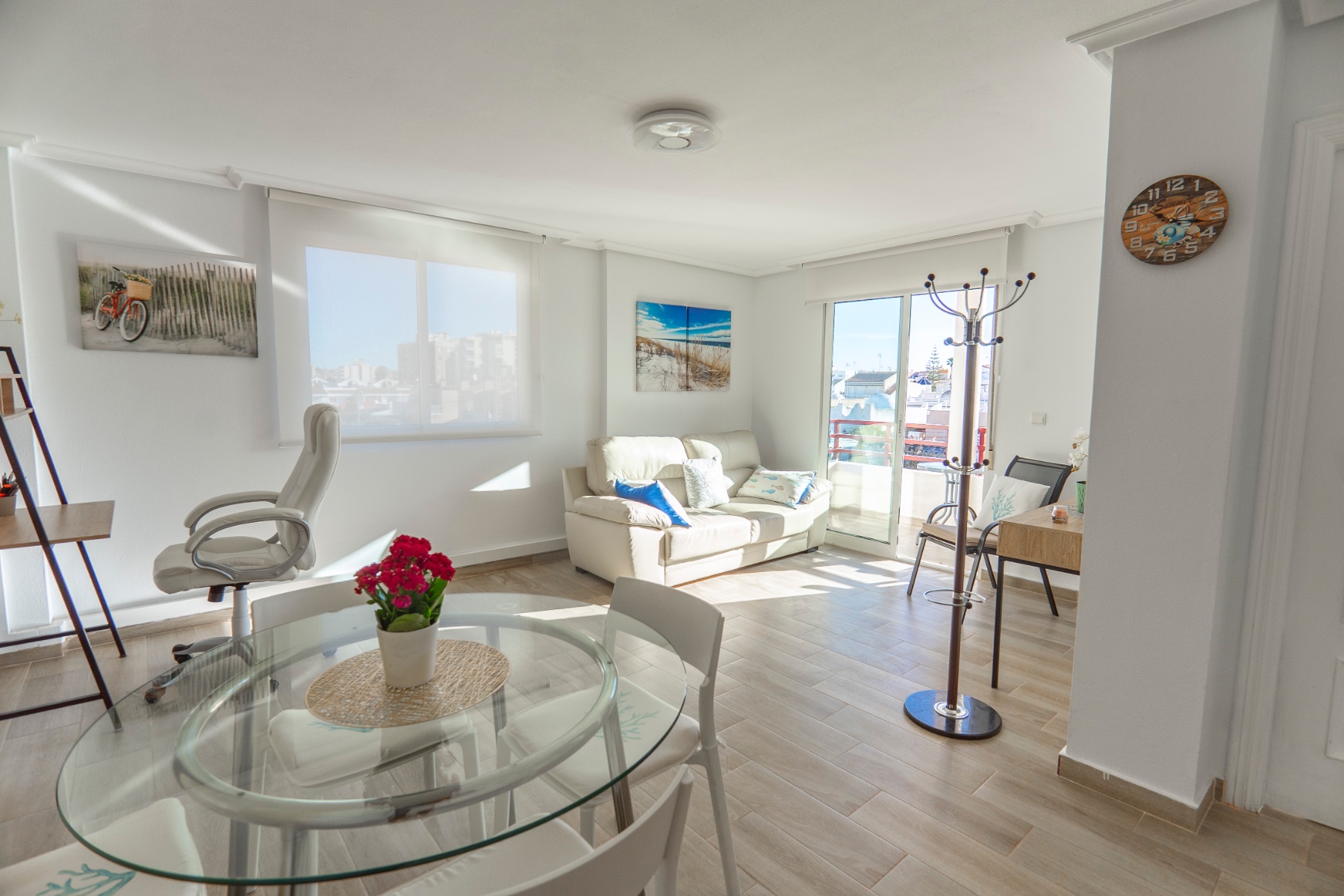 House in Alicante - view 1