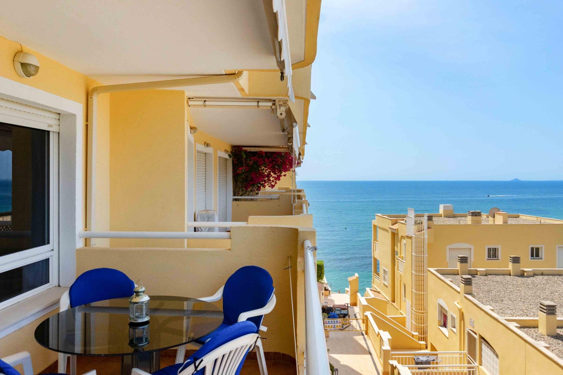 Apartment in Alicante - view 1