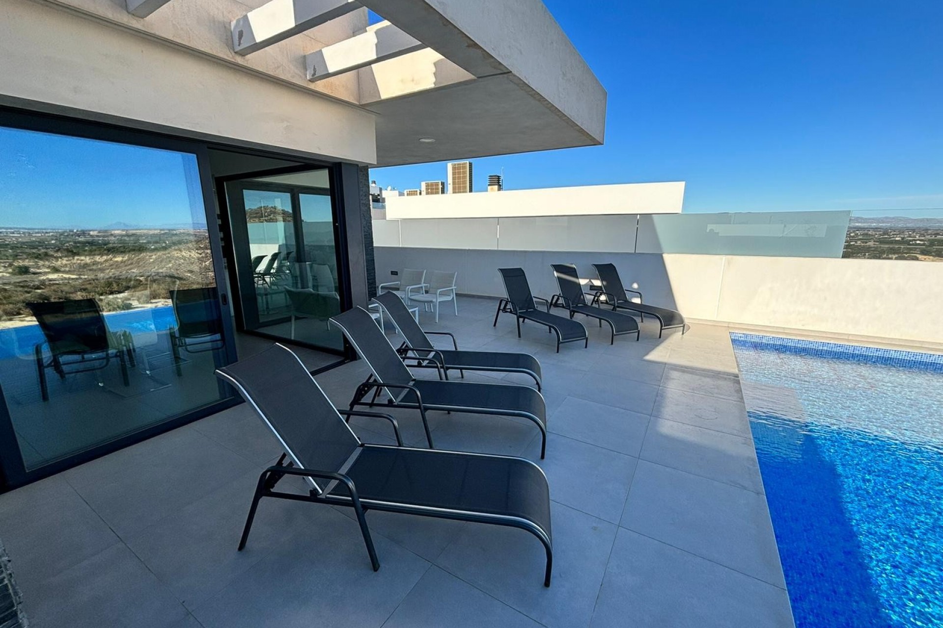Villa in Rojales - view 1