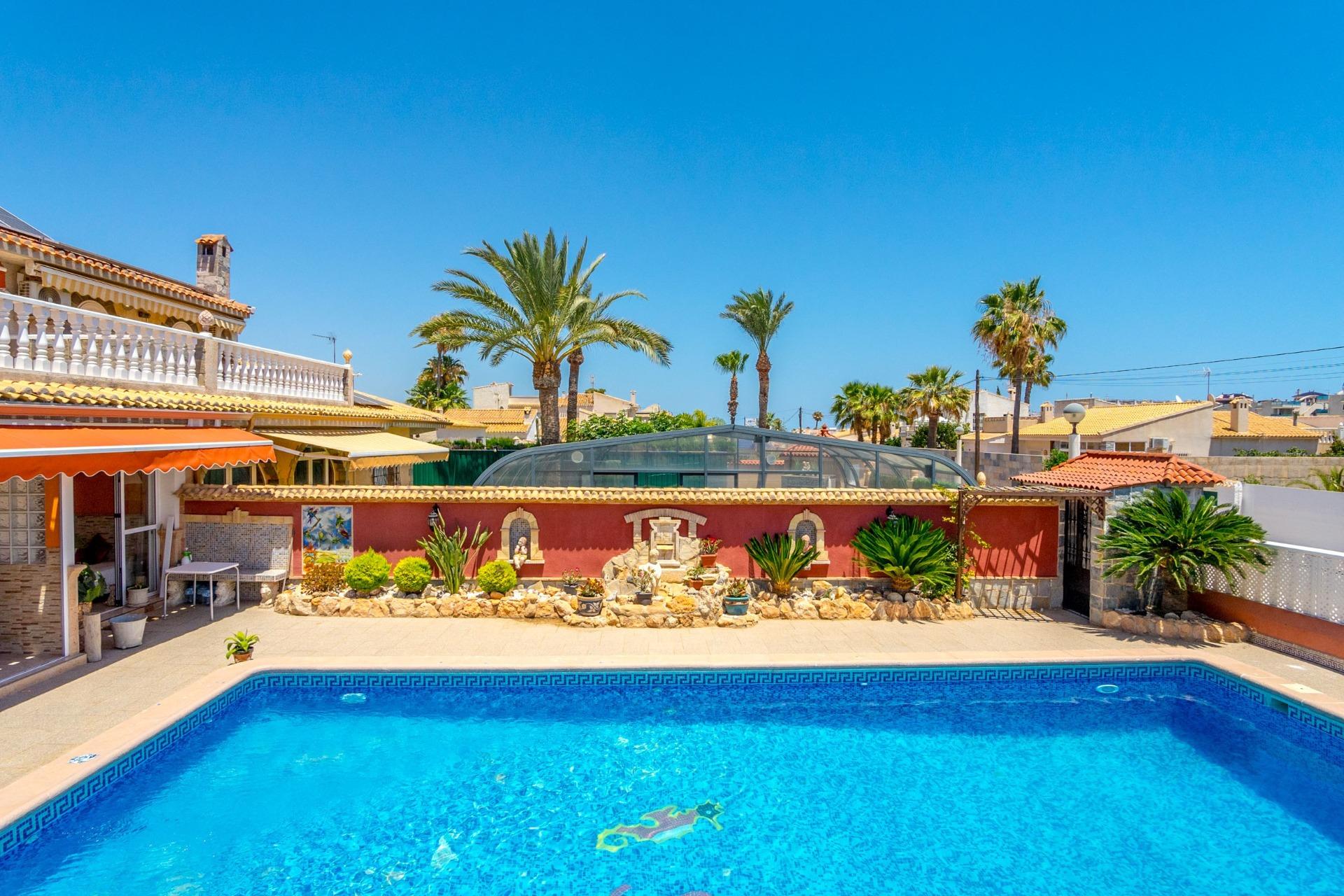 Villa in Urbanizacion los Balcones - view 1