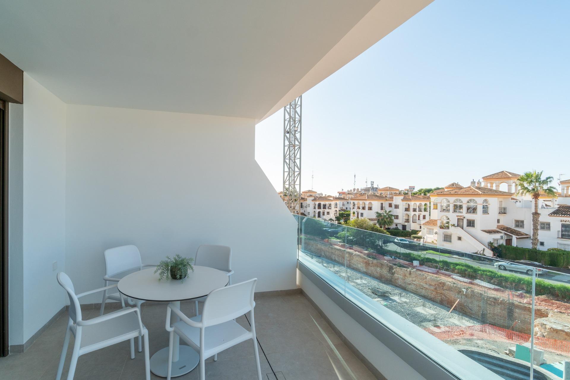 Apartment in Alicante - view 1
