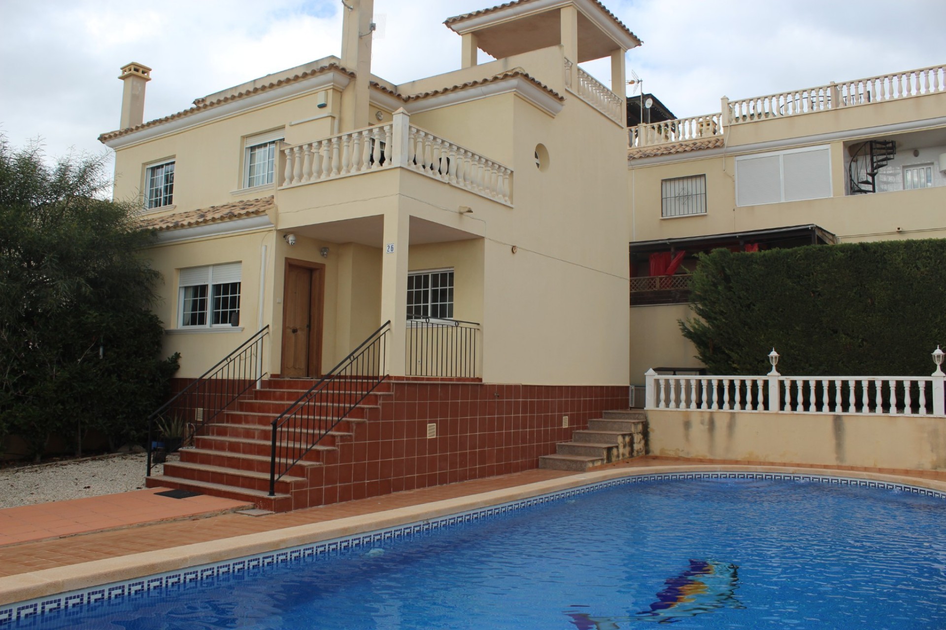 House in Alicante - view 1