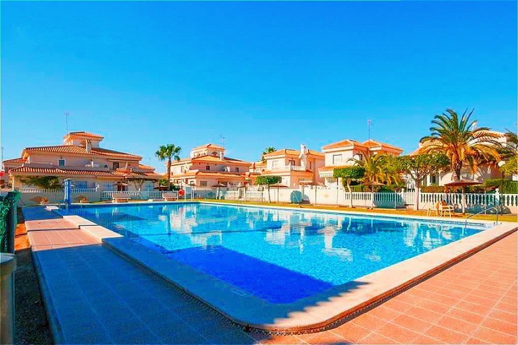 Penthouse in Alicante - view 1