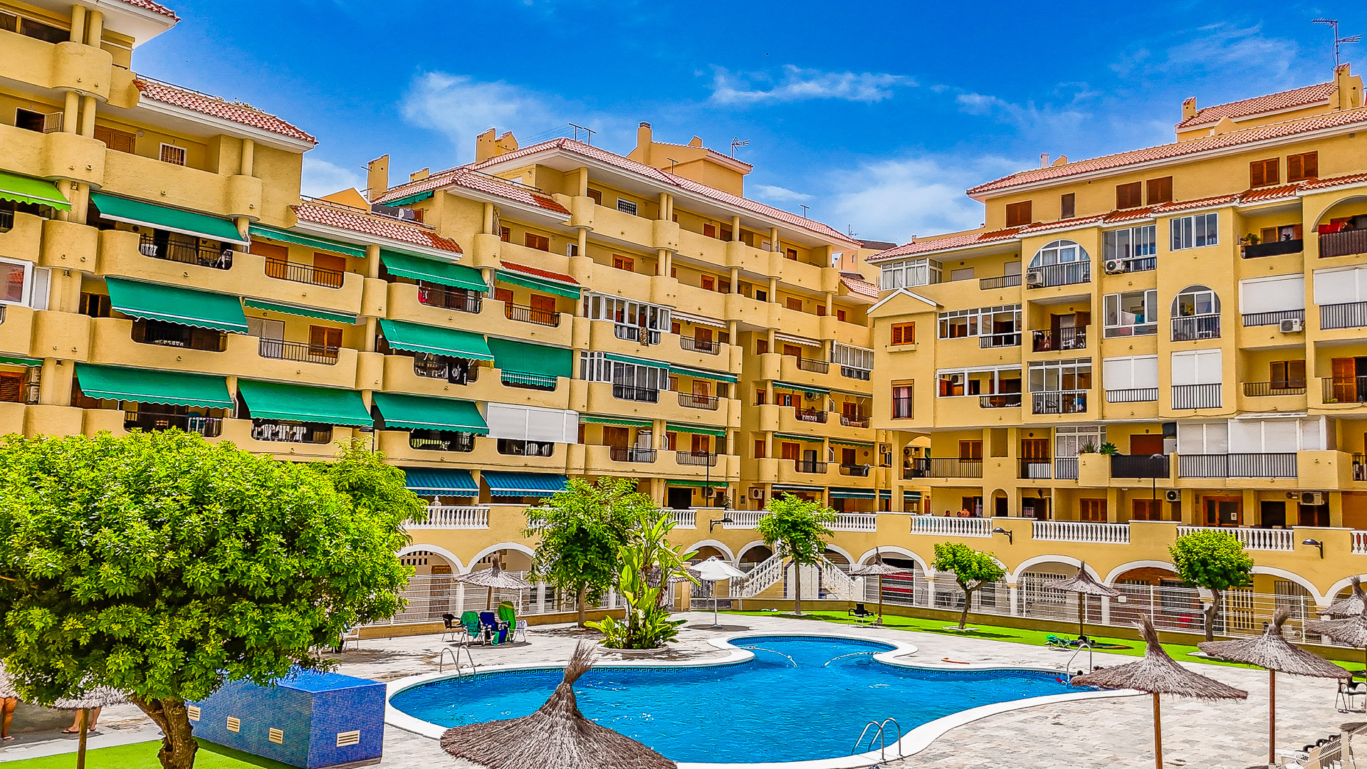 Apartment in Torrelamata - view 1