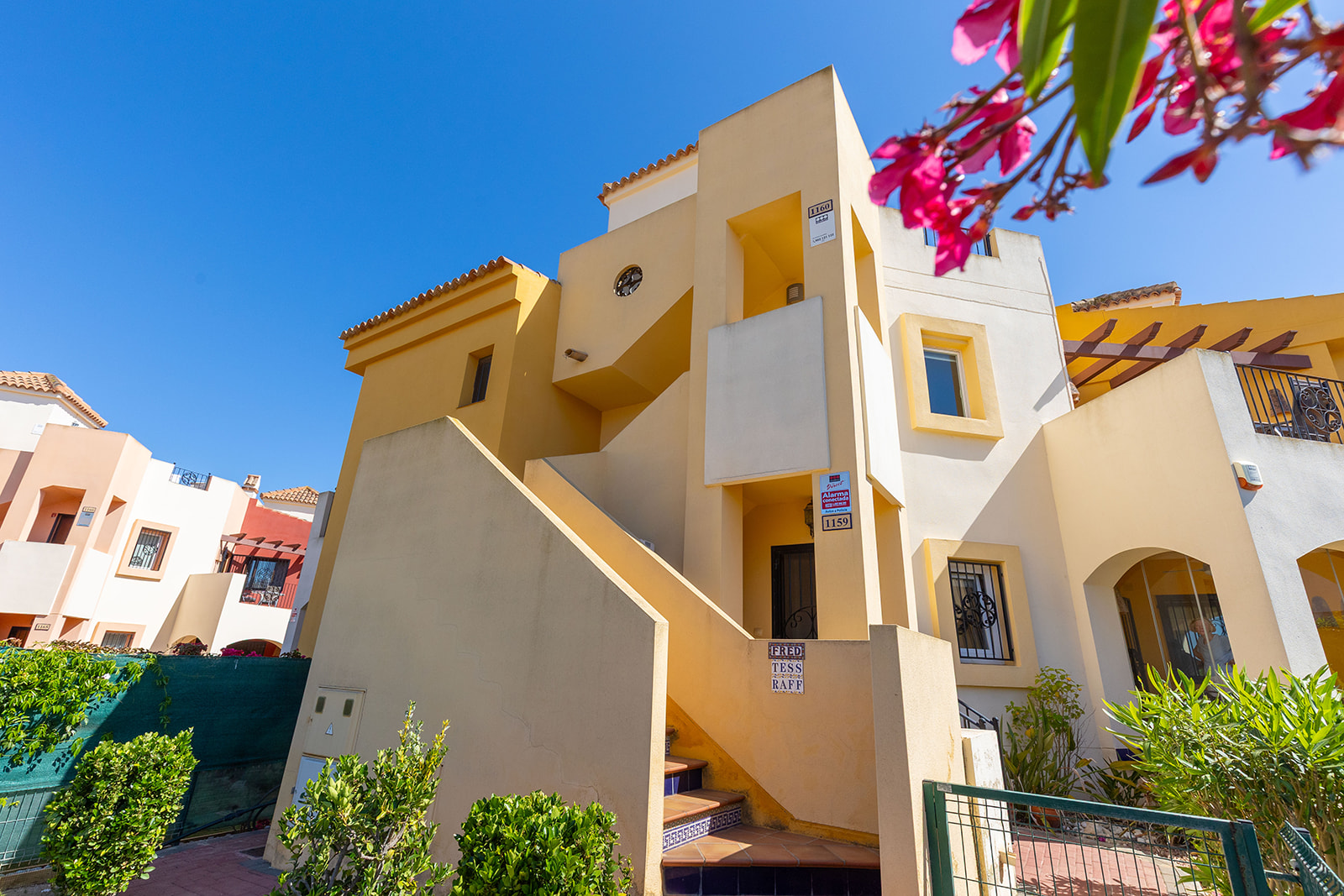 Penthouse in Alicante - view 1