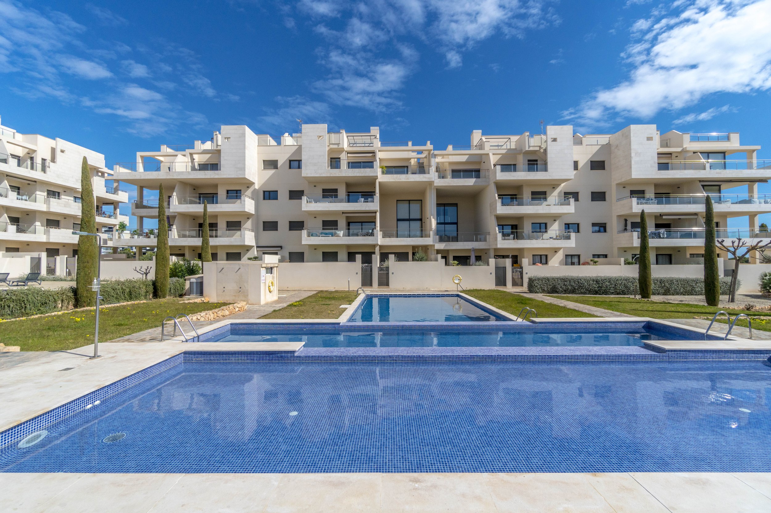 Apartment in Alicante - view 1