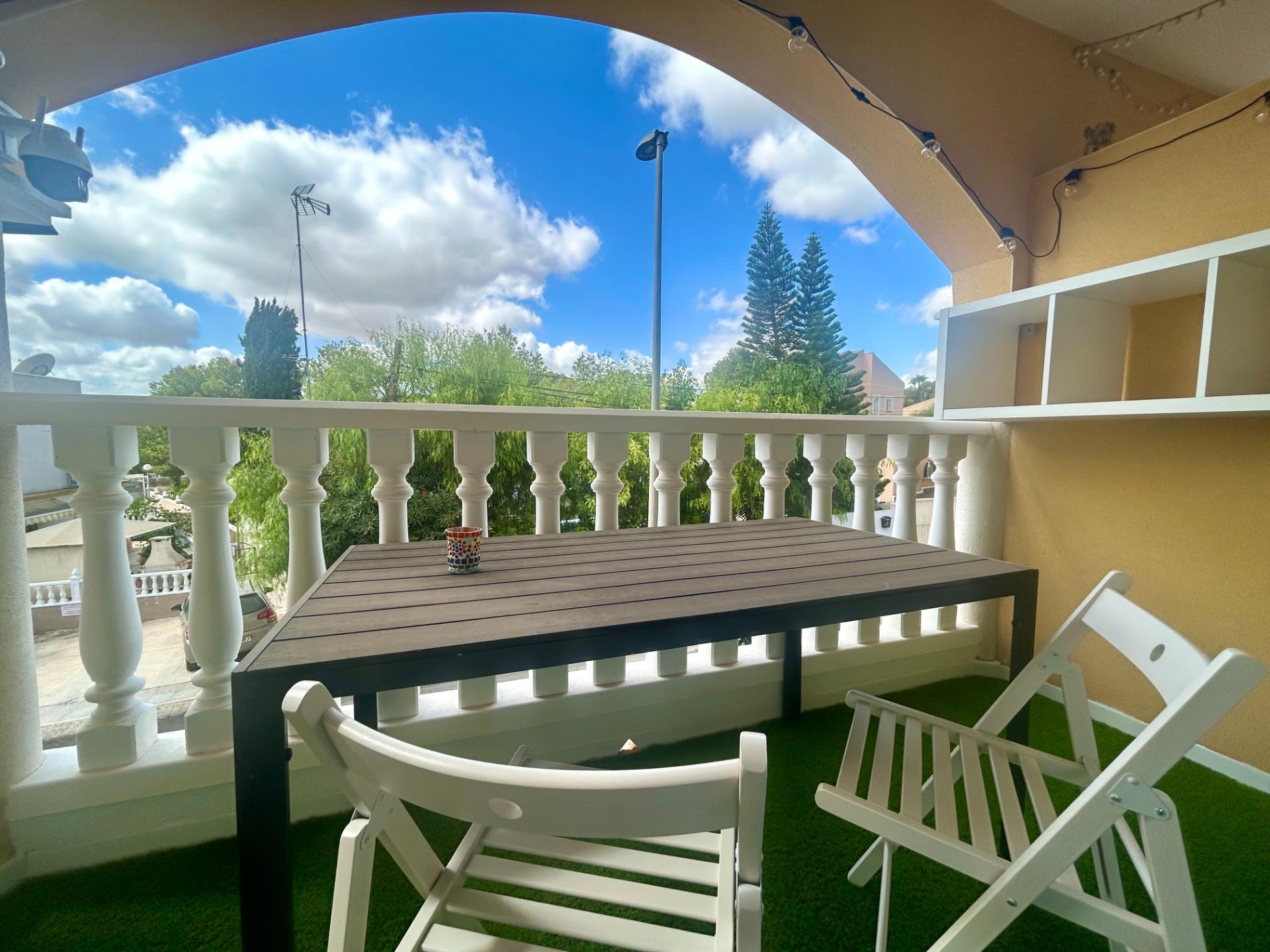 House in Algorfa - view 1