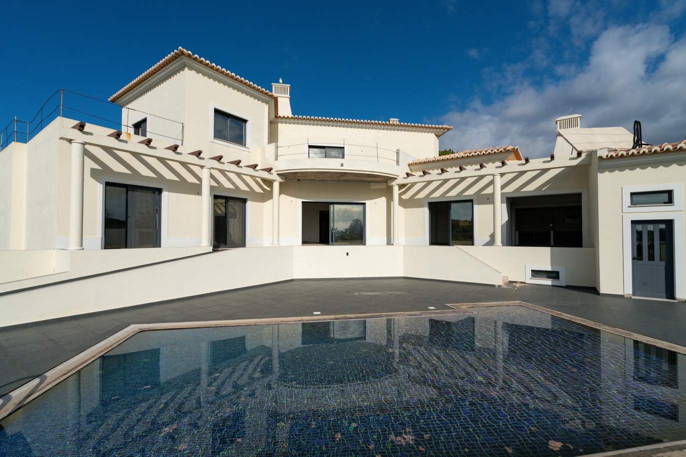 House in Fonte de Boliqueime - view 1