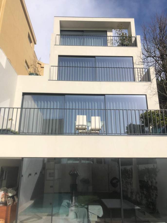 House in Porto - view 1