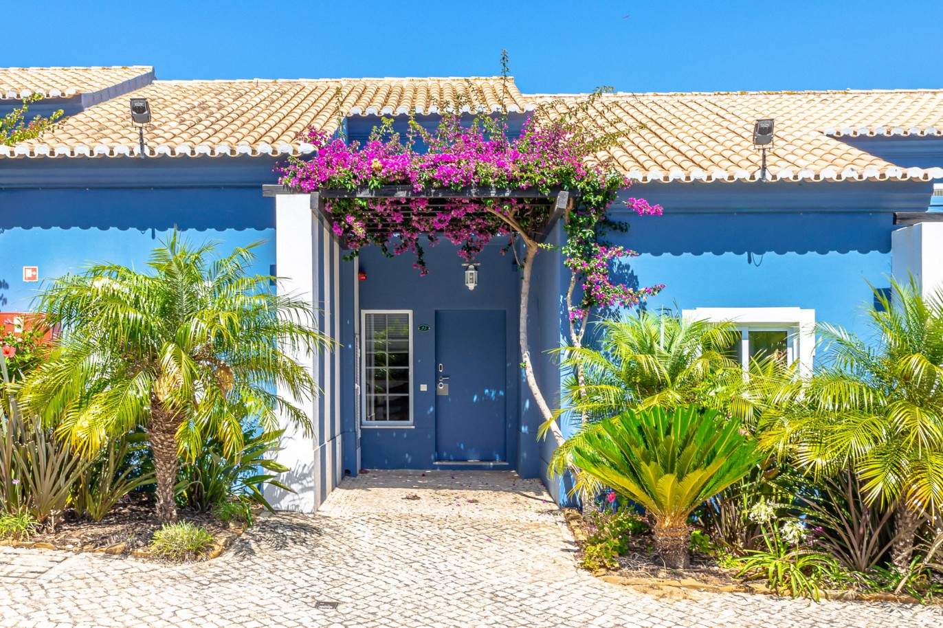 House in Faro - view 1