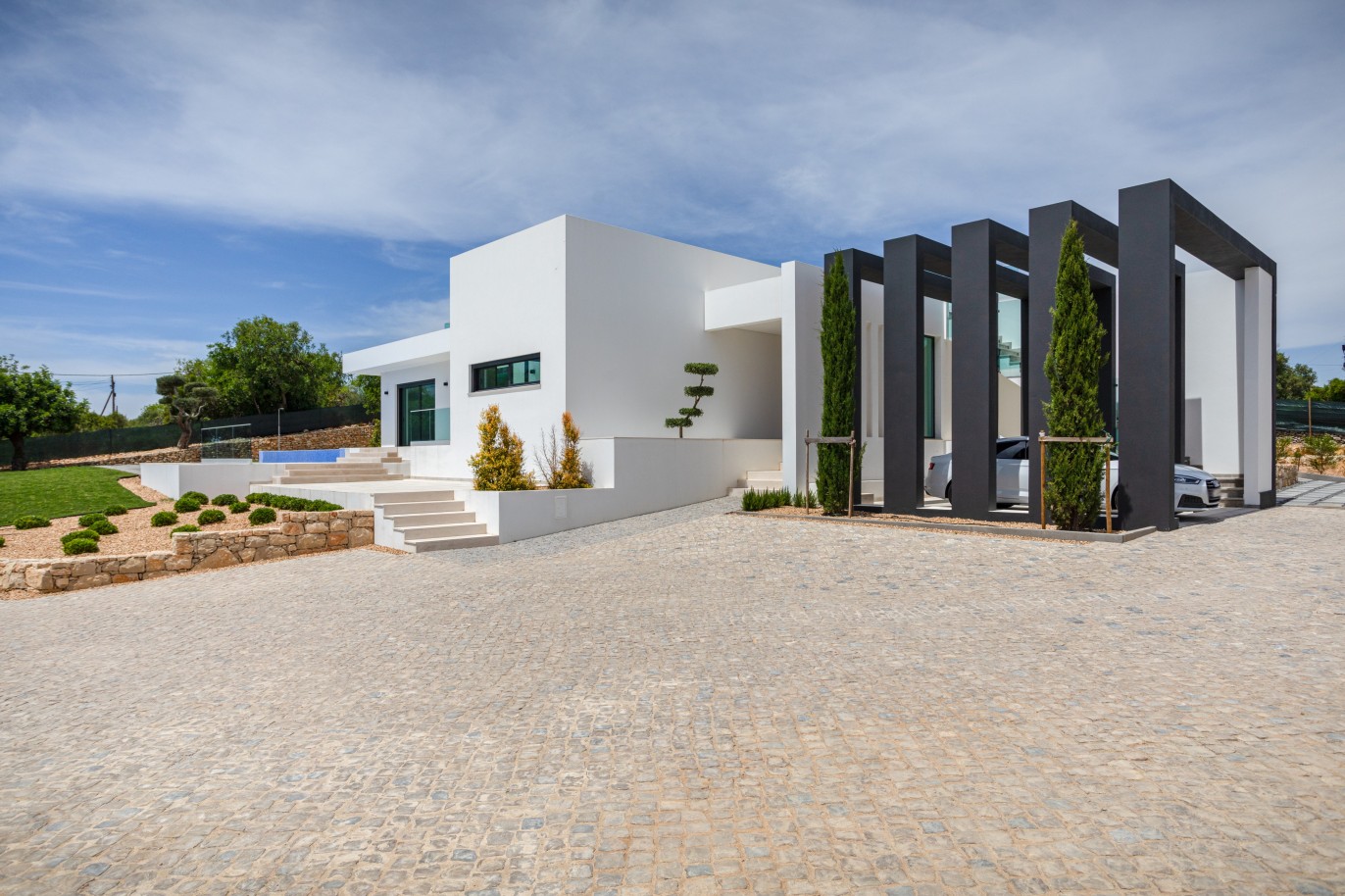 House in Mouriscas - view 1