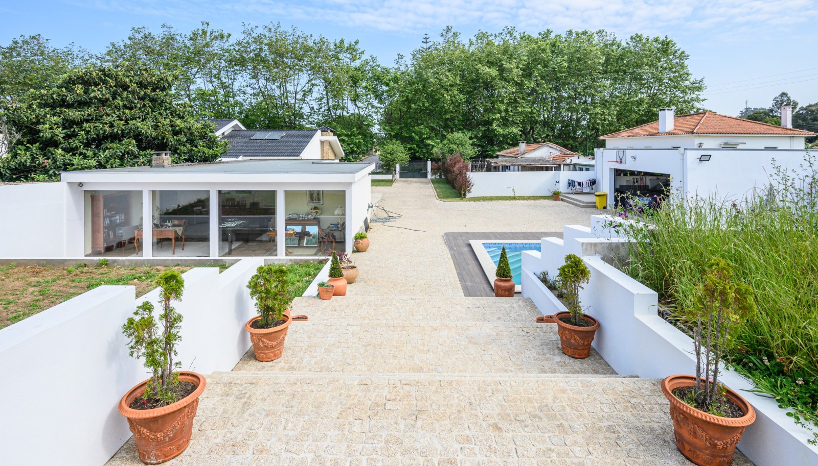 House in Vila Nova de Gaia (Santa Marinha) - view 1
