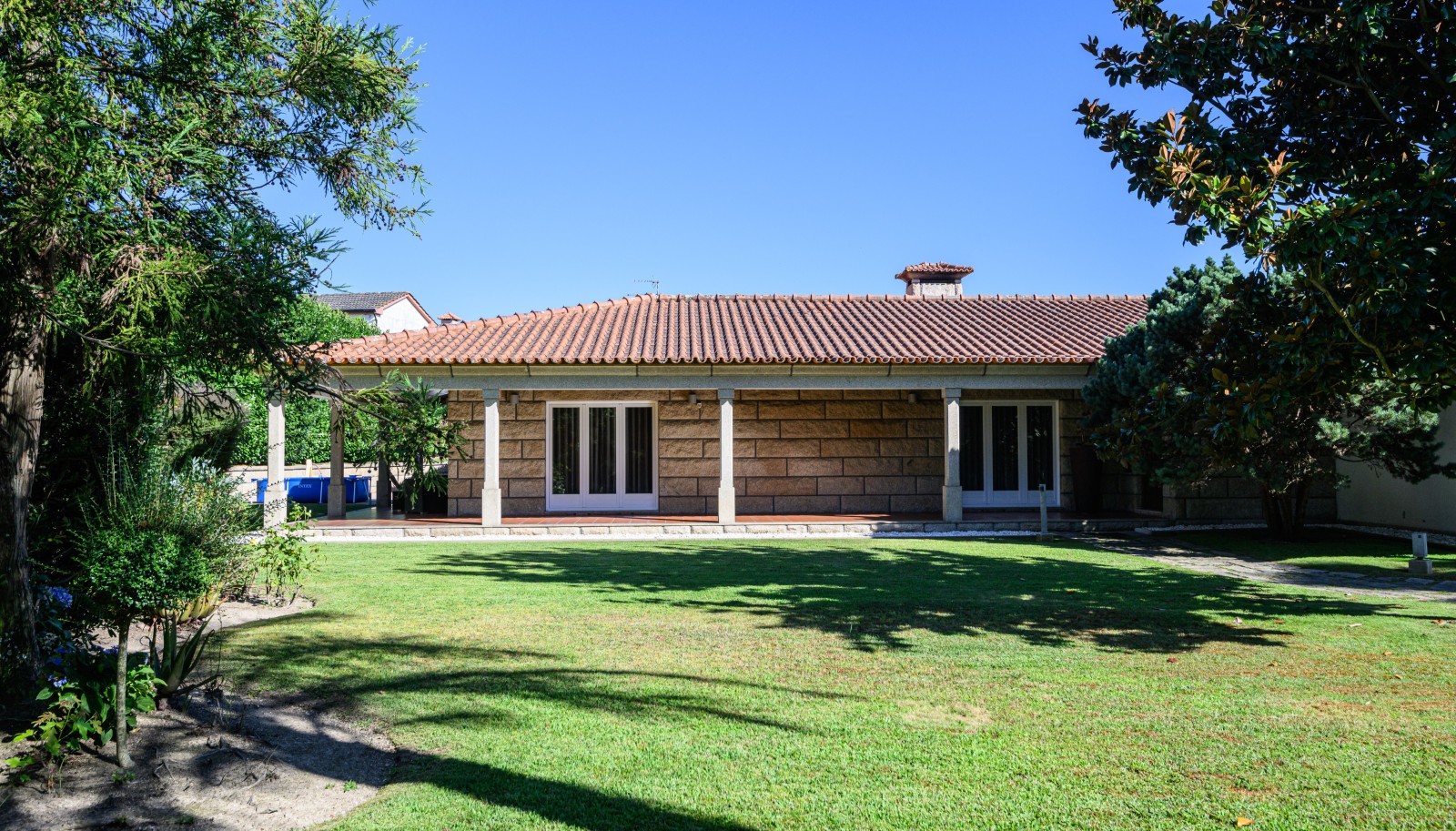 House in Casteloes de Cepeda - view 1