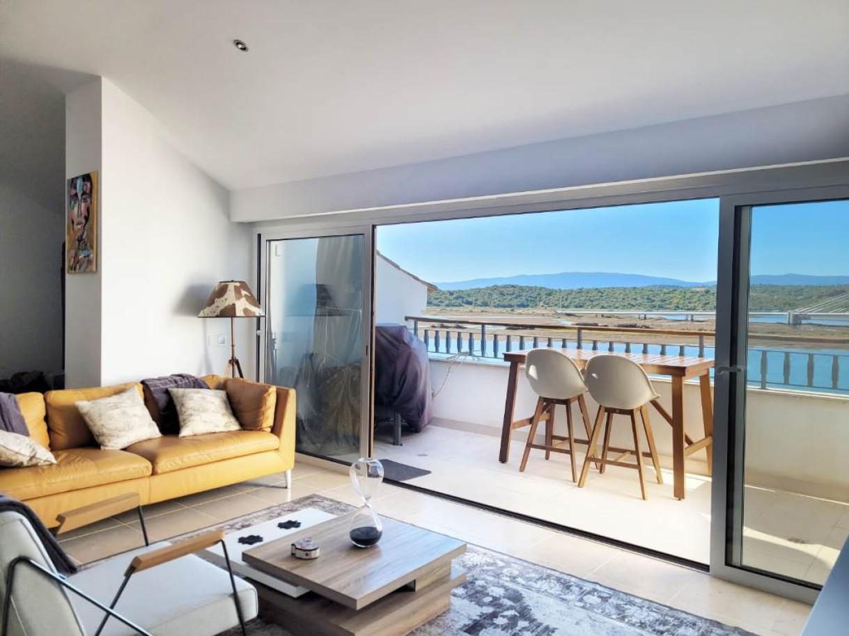 House in Lagoa - view 1