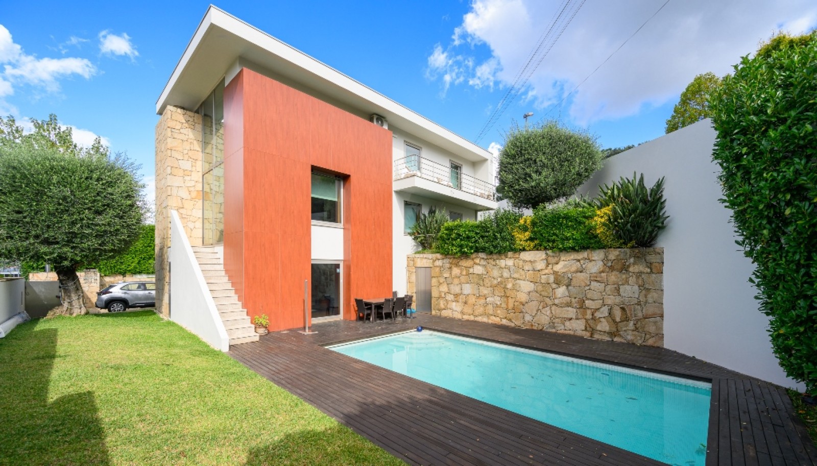House in Braga - view 1